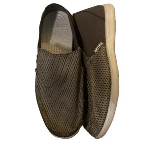 Crocs Santa Cruz Loafers Size Mens 7 woman’s 8 US Canvas Slip On Shoes Brown